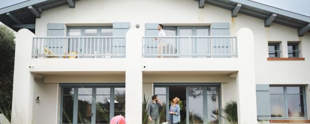 La maison aux volets bleus