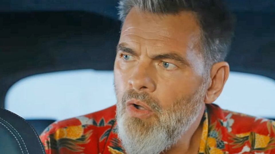 Trailer du film Vacances forcées -  Vacances forcées Bande-annonce VF - AlloCiné