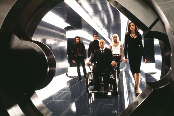 Patrick Stewart as Professor Xavier with the X-Men cast