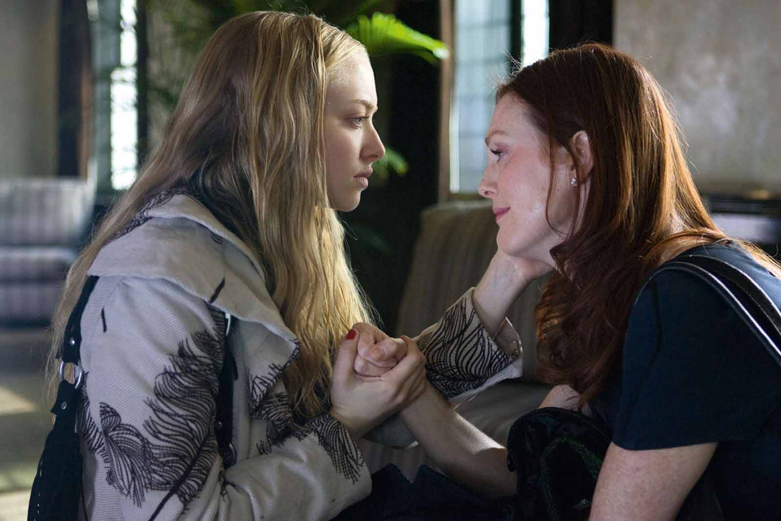 Photo De Julianne Moore Chloé Photo Amanda Seyfried Julianne Moore