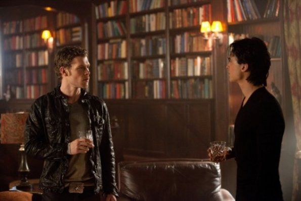 Joseph Morgan Films Et Programmes Tv Photo de Joseph Morgan - Photo Ian Somerhalder, Joseph Morgan - AlloCiné