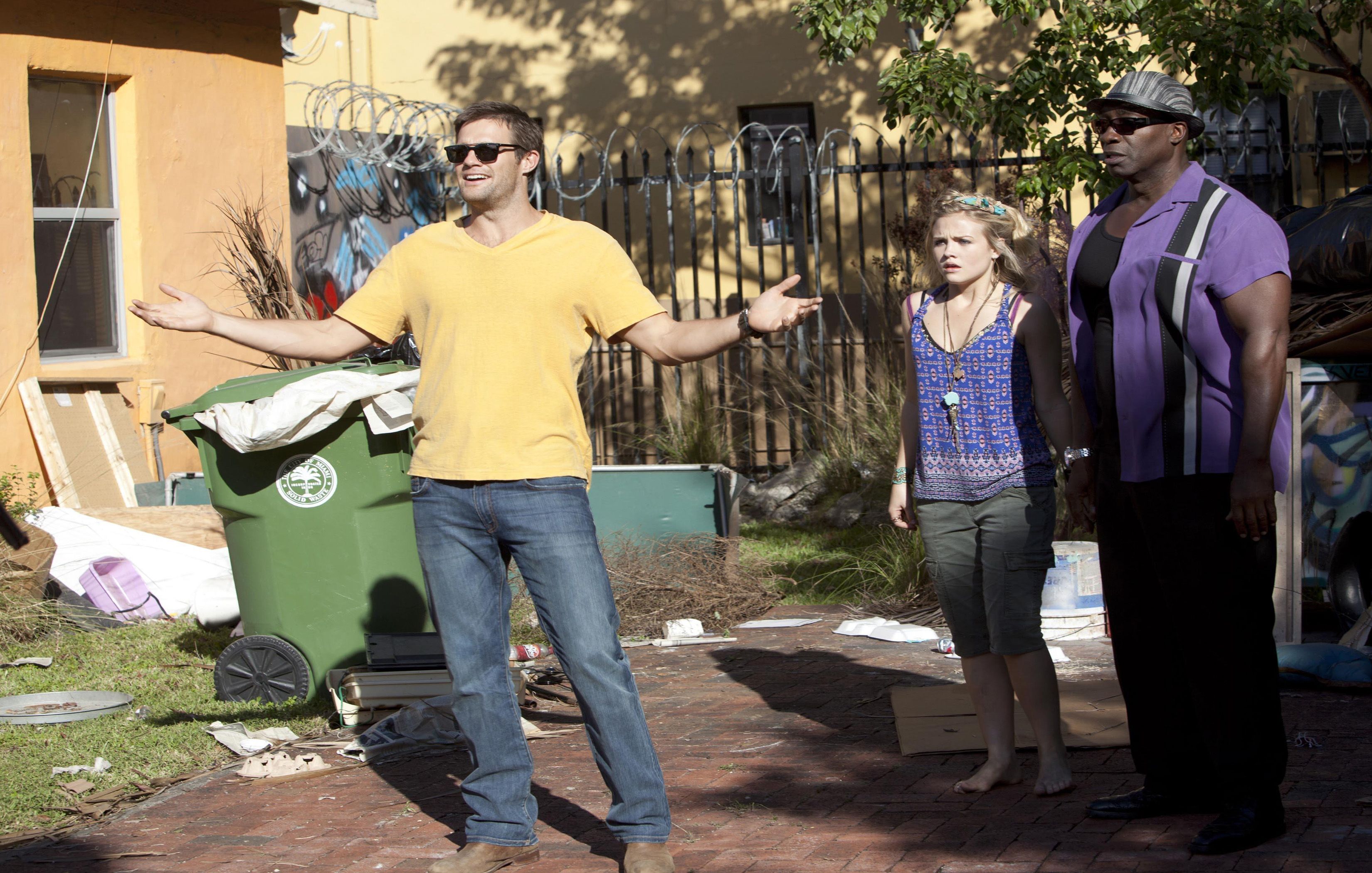 Photo de Michael Clarke Duncan Photo Geoff Stults, Maddie Hasson, Michael Clarke Duncan AlloCiné Photo de Michael Clarke Duncan Photo Geoff Stults, Maddie Hasson, Michael Clarke Duncan AlloCiné