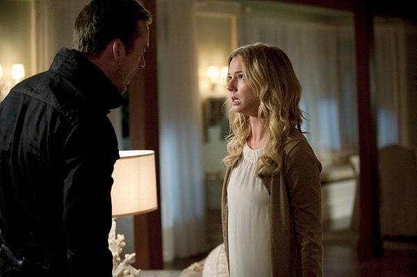 Emily Vancamp Films Et Programmes Tv Revenge : Photo Barry Sloane, Emily VanCamp - 549 sur 765 - AlloCiné