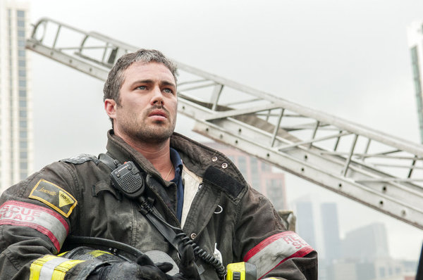 Photo De Taylor Kinney Chicago Fire Photo Taylor Kinney Photo 278