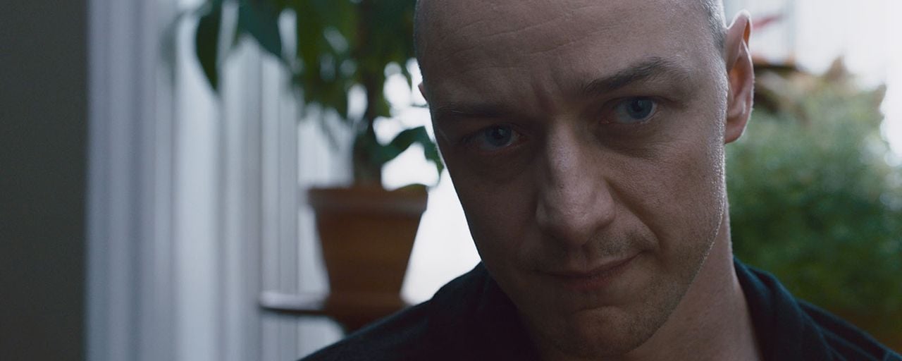 Films Et Séries Tv Avec Jackson A. Dunn Glass : début de tournage pour la suite de Split - Actus Ciné - AlloCiné