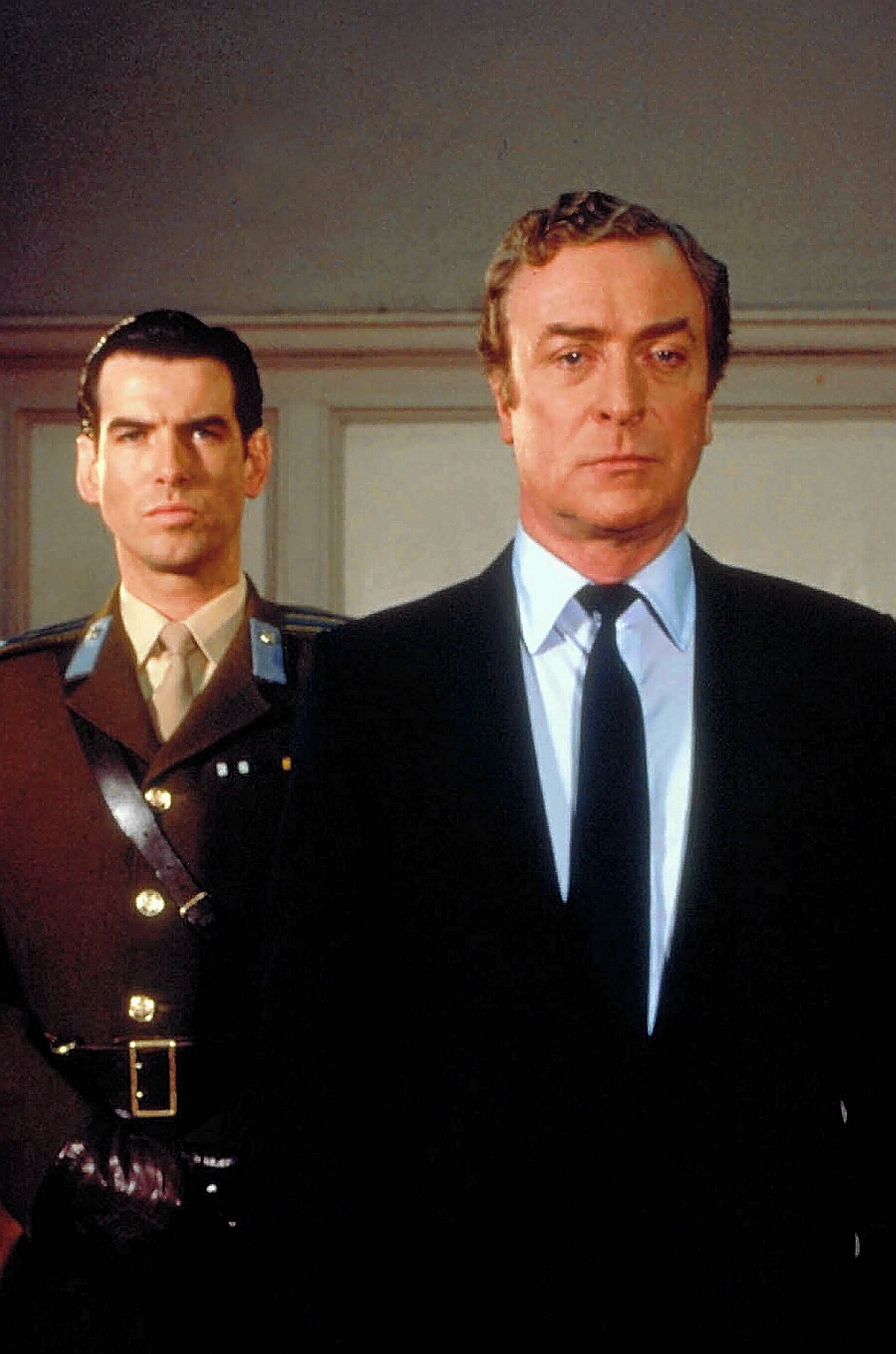 Film James Bond Avec Pierce Brosnan Photo de Pierce Brosnan - Le Quatrième protocole : Photo Michael Caine