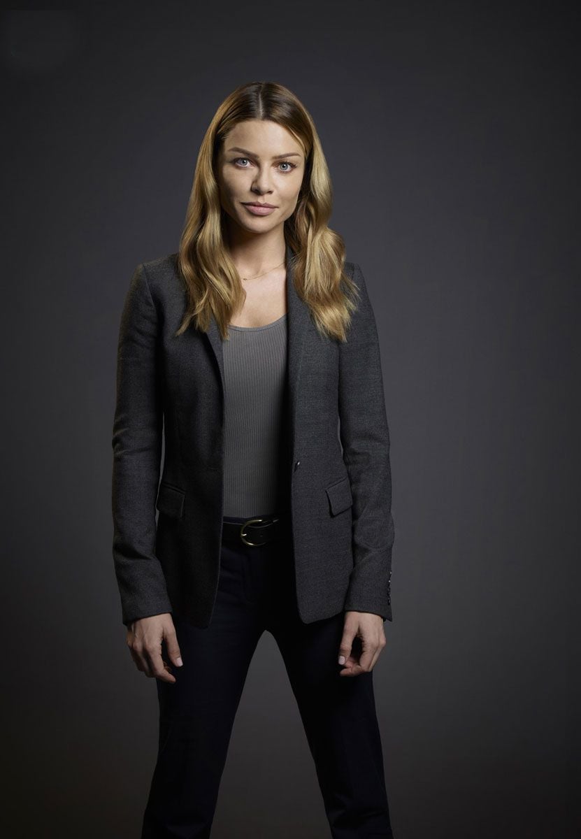 Lucifer : Photo Lauren German - 455 Sur 456 - AlloCiné