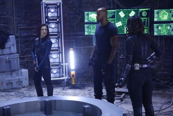Poster Marvel : Les Agents du S.H.I.E.L.D. saison 3 - Affiche 177 sur