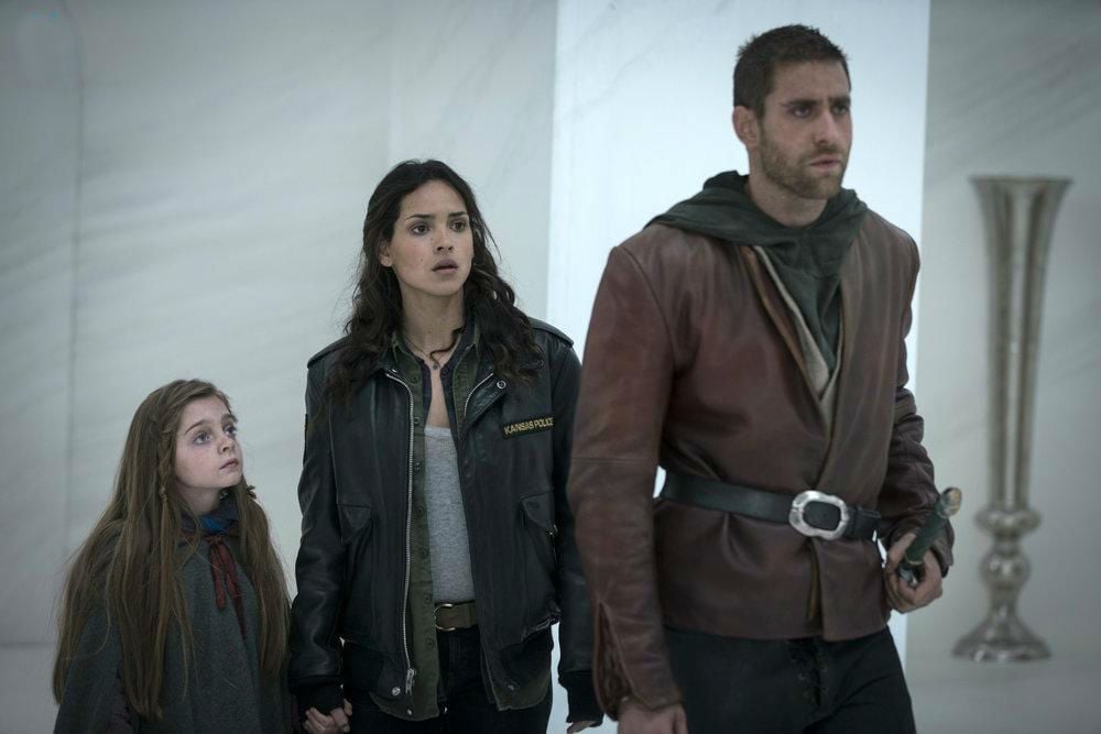 Films Et Séries Tv Avec Adria Arjona Photo de Adria Arjona - Photo Adria Arjona, Oliver Jackson-Cohen