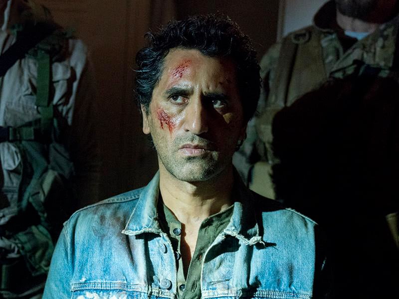 Next photo of Cliff Curtis