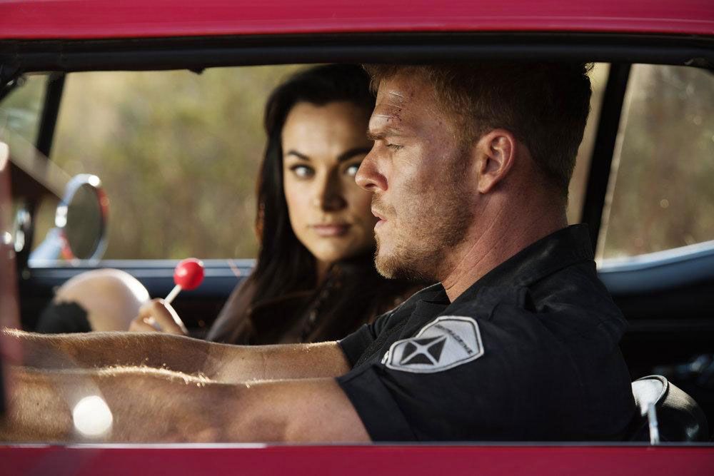 Drive Or Die Bande Annonce Vf Photo de Christina Ochoa - Photo Alan Ritchson, Christina Ochoa - AlloCiné
