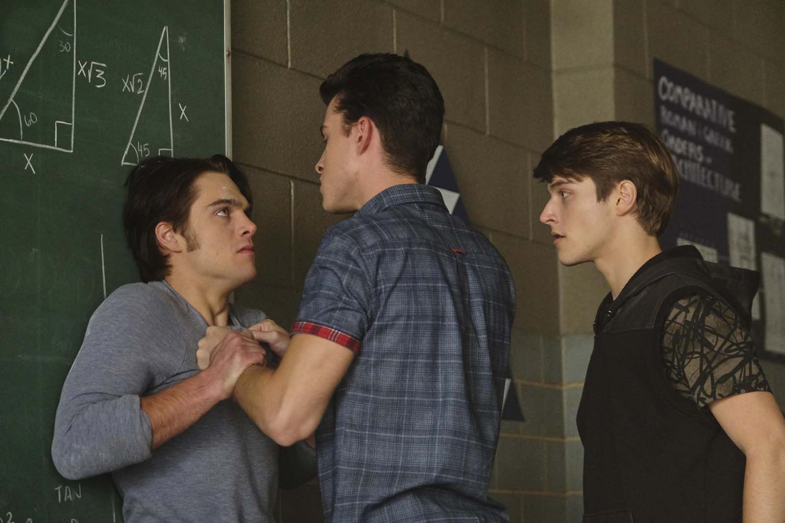 Films Et Séries Tv Avec Dylan Sprayberry Teen Wolf : Photo Andrew Matarazzo, Dylan Sprayberry, Froy Gutierrez - 18  sur 186 - AlloCiné