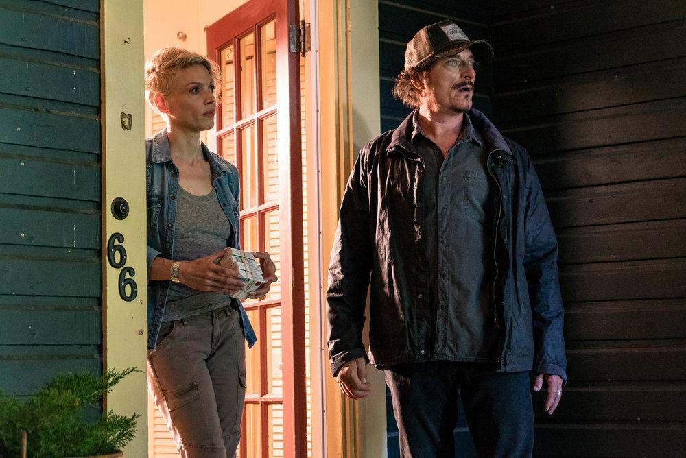 Films Et Séries Tv Avec Kristin Lehman Ghost Wars : Photo Kim Coates, Kristin Lehman - 54 sur 63 - AlloCiné