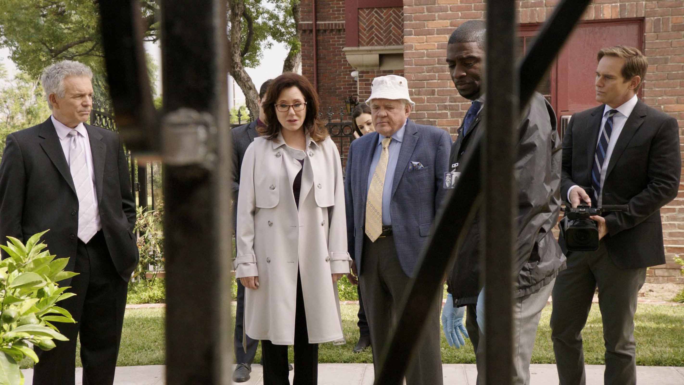 Major Crimes : Major Crimes : Photo Mary McDonnell, Phillip P. Keene, G