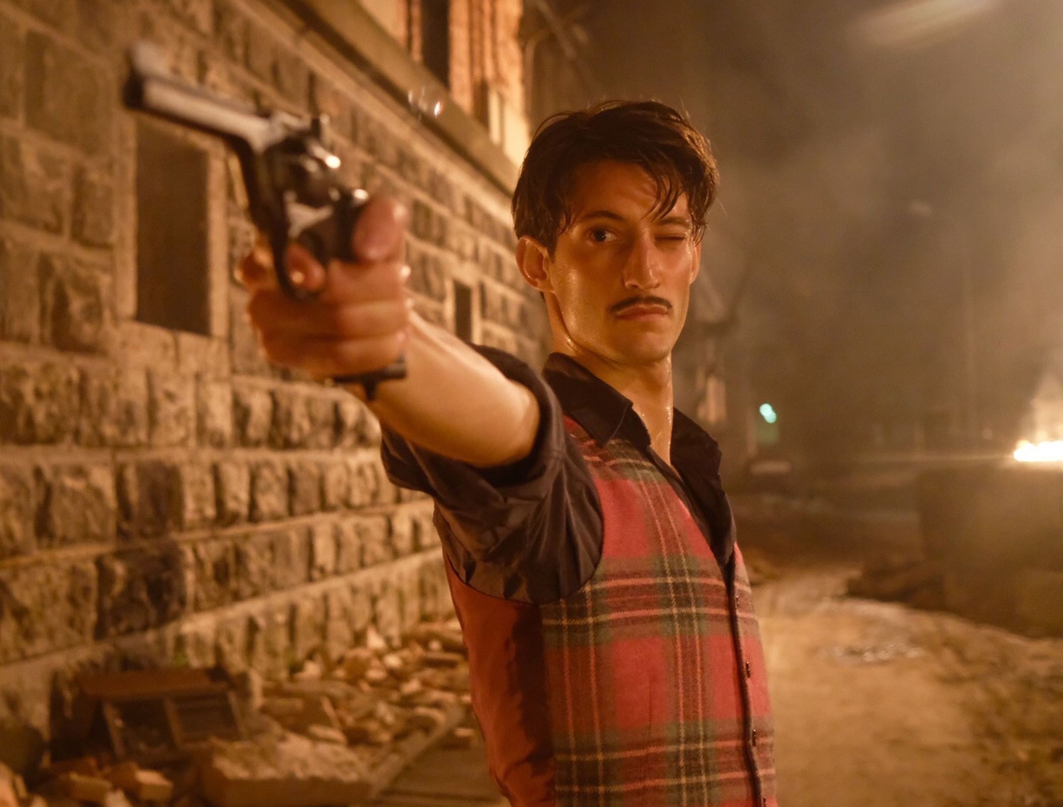 La Promesse De L'aube Film Netflix Photo de Pierre Niney - La Promesse de l'aube : Photo Pierre Niney