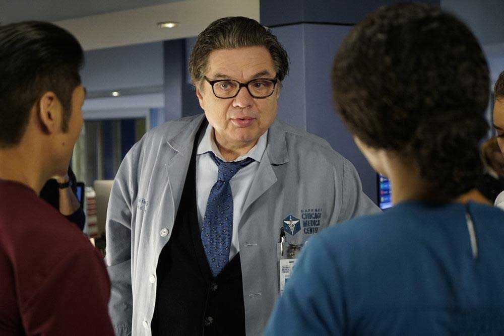 Films Et Séries Tv Avec Oliver Platt Chicago Med : Photo Oliver Platt - 257 sur 581 - AlloCiné