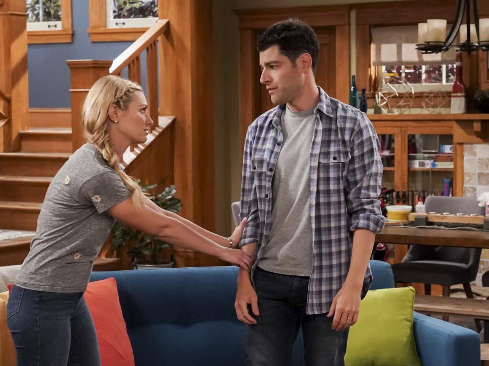 Voisins mais pas trop Voisins mais pas trop Photo Beth Behrs, Max