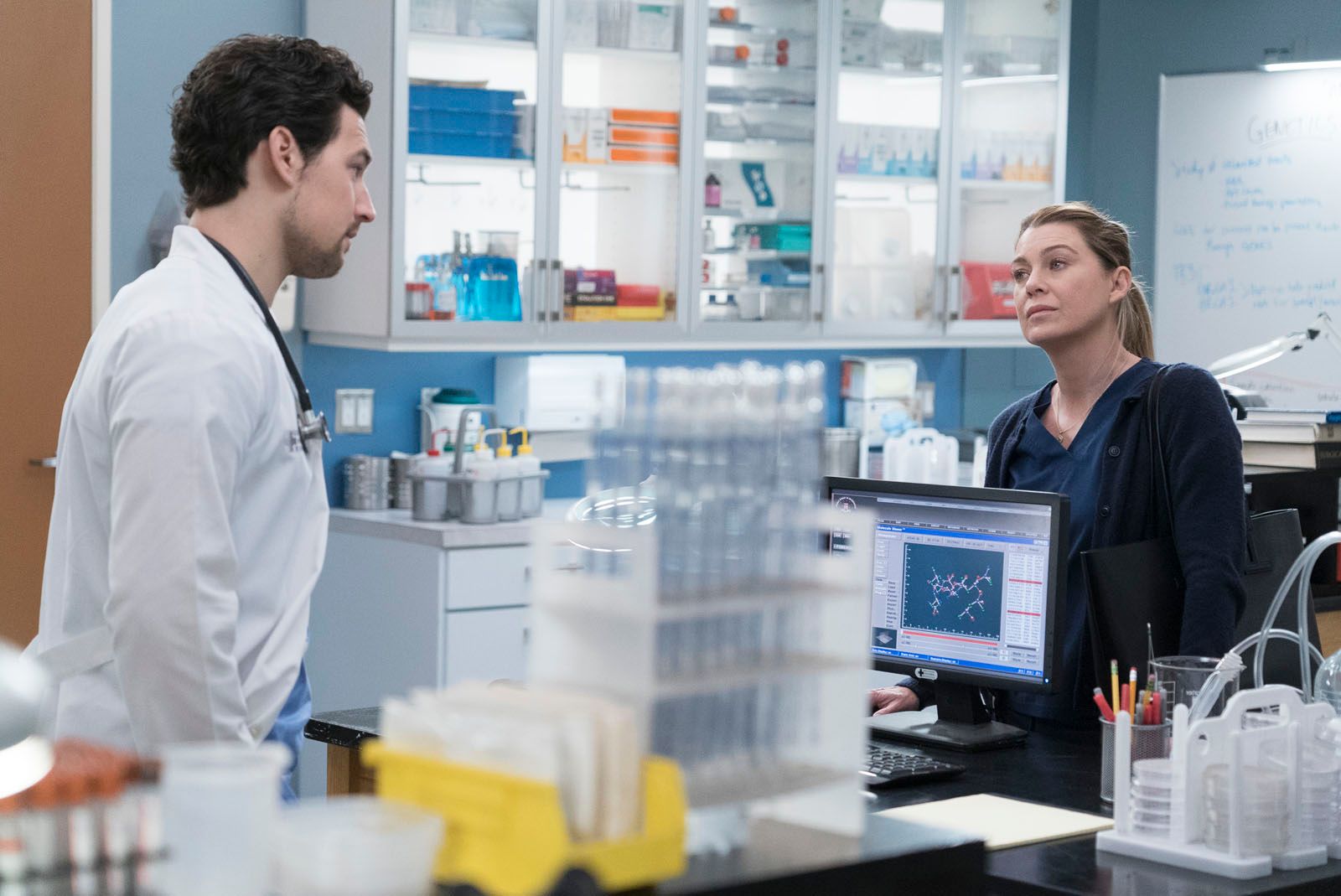 Photo de Ellen Pompeo - Photo Ellen Pompeo, Giacomo Gianniotti - AlloCiné