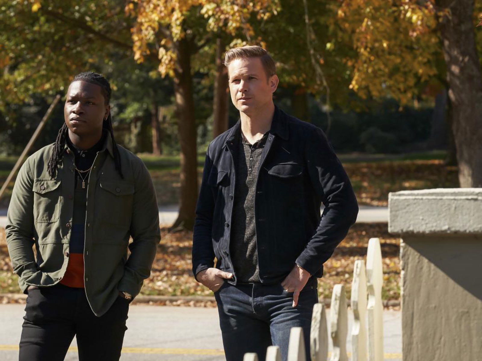 Калеб хоукинс. Наследие хоуп. Калеб наследие. Chris desean lee. Chris desean lee.