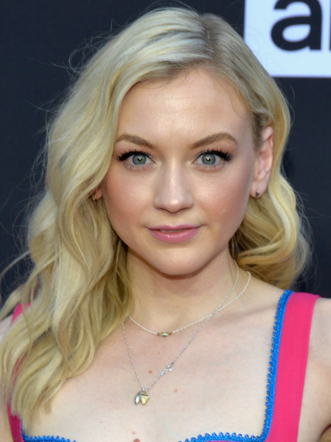 Photo de Emily Kinney - Affiche Emily Kinney - AlloCiné