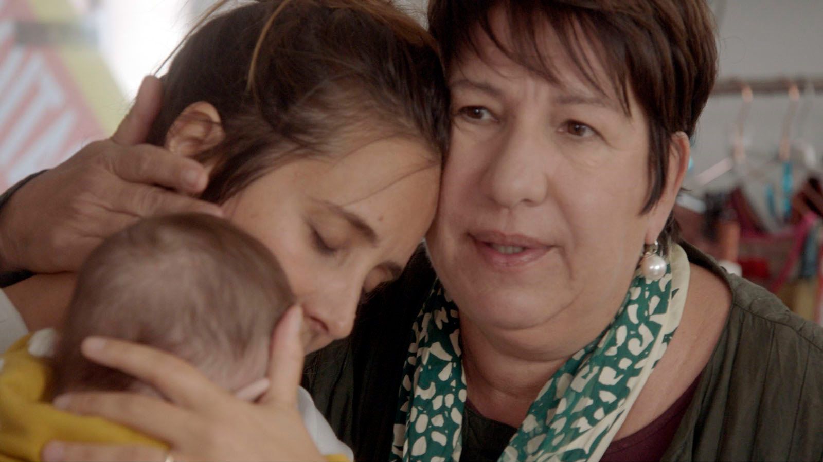 Films Et Séries Tv Avec Annie Grégorio Photo de Annie Grégorio - Apprendre à t'aimer : Photo Annie Grégorio