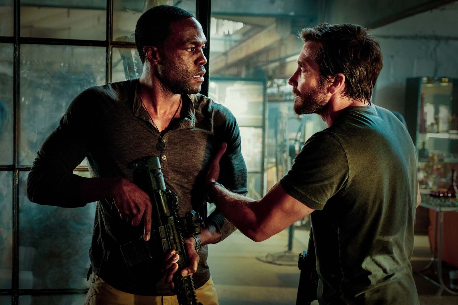 Filme Und Serien Von Yahya Abdul-mateen Ii Photo de Yahya Abdul-Mateen II - Ambulance : Photo Will Sharpe, Jake