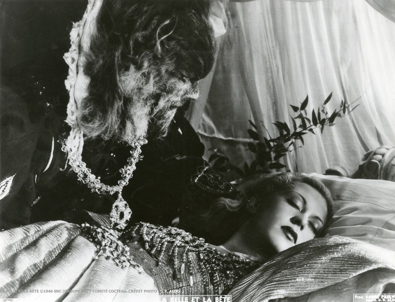 La Belle Et La Bête Film 1962 Photo du film La Belle et la bête - Photo 5 sur 13 - AlloCiné