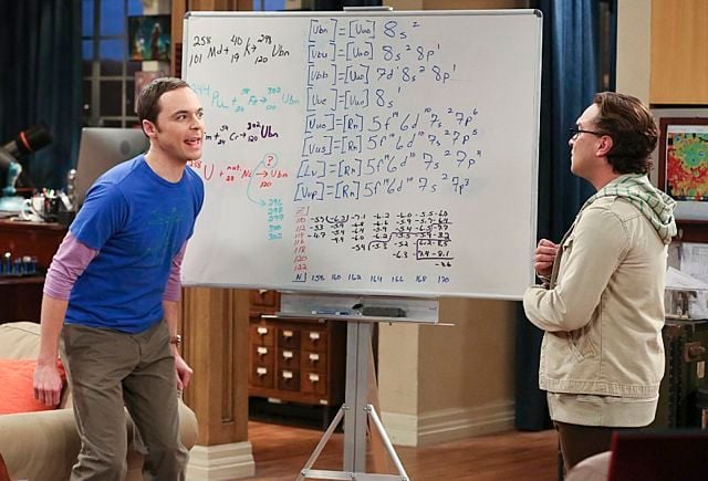 Photo de Jim Parsons - The Big Bang Theory : Photo Jim Parsons, Johnny ...
