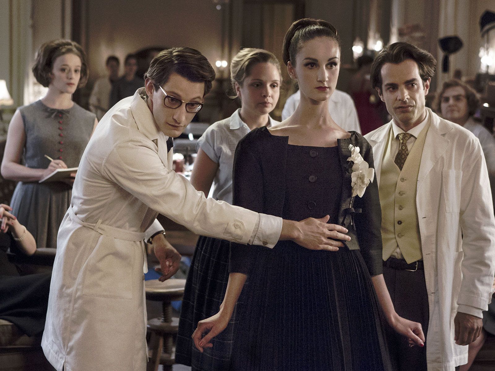 Pourquoi 2 Films Sur Yves Saint Laurent Photo de Pierre Niney - Yves Saint-Laurent : Photo Pierre Niney - AlloCiné
