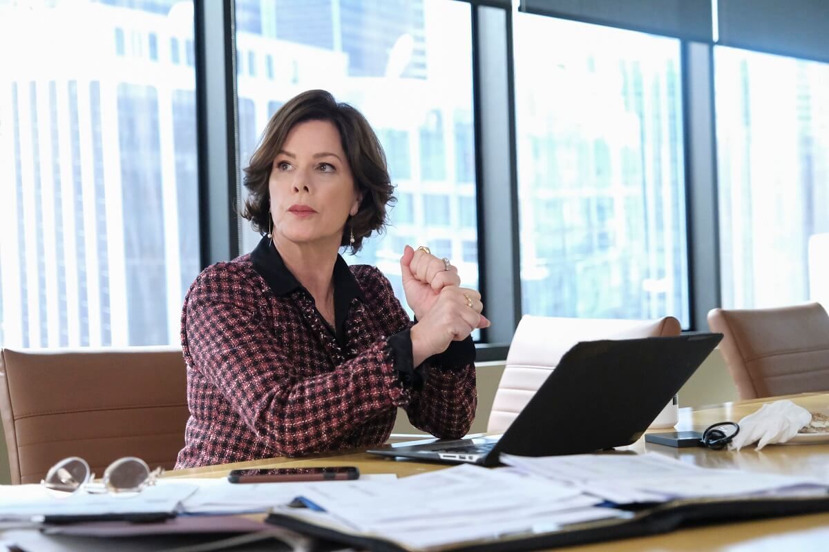 So help me todd so help me todd photo marcia gay harden 19 sur 37