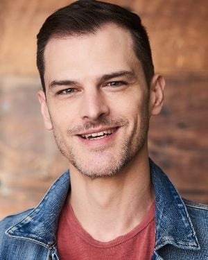 Alex Denney AlloCin 1227303 