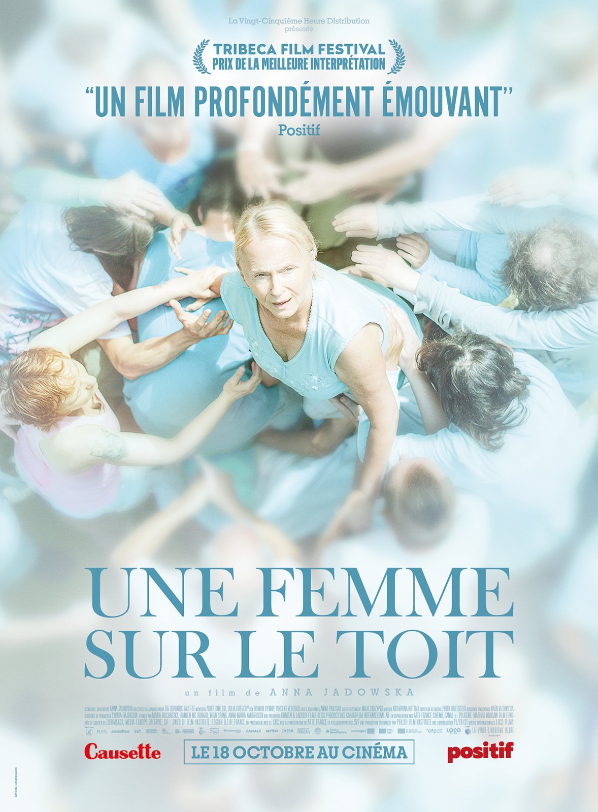 Une femme sur le toit - Film 2022 - AlloCiné