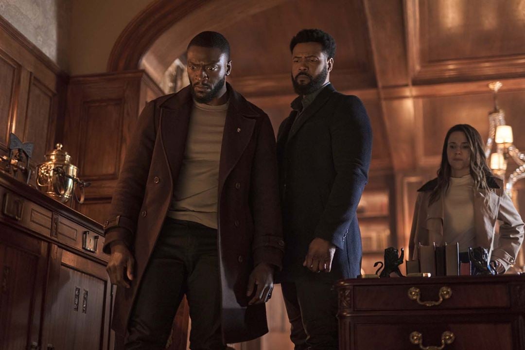 Photo Isaiah Mustafa, Aldis Hodge, Alona Tal