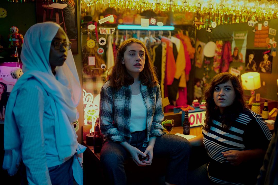  Sam fait plus rire : Photo Hoodo Hersi, Sabrina Jalees, Rachel Sennott