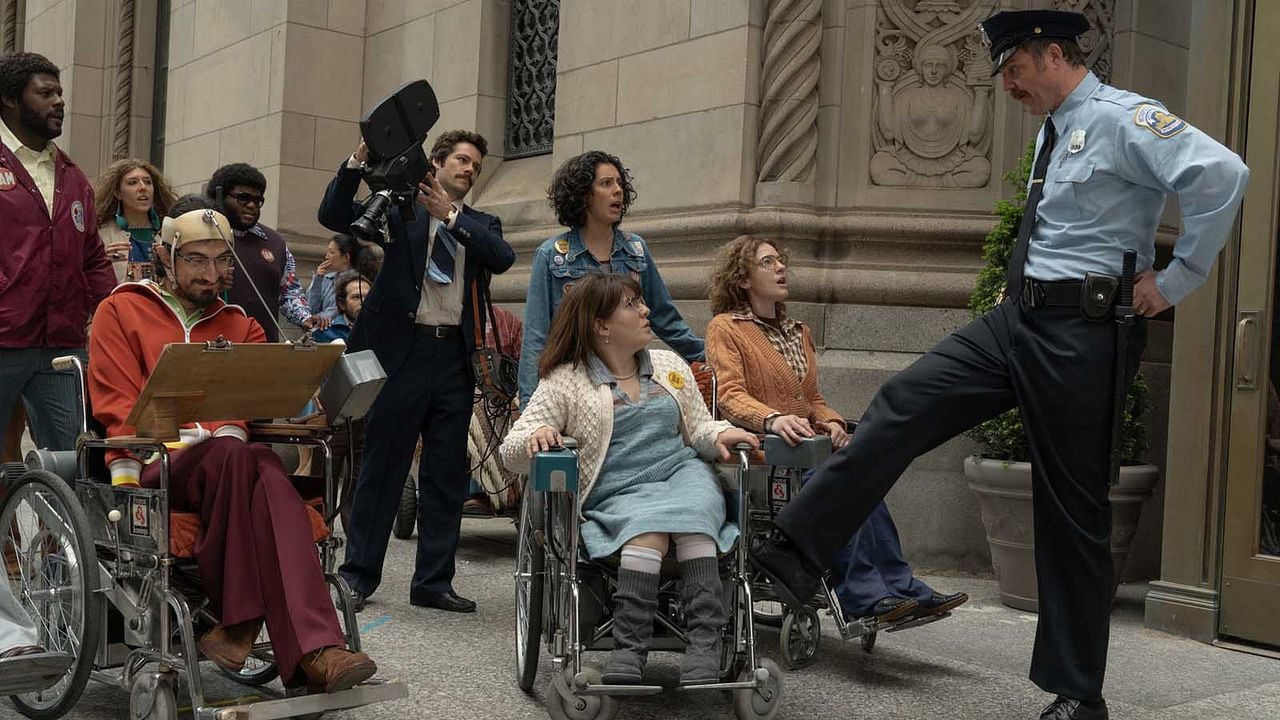 Being Heumann : Photo Madeline Delp, Dylan O'Brien, Andrew Piddington, Roberta Colindrez, Ruth Madeley