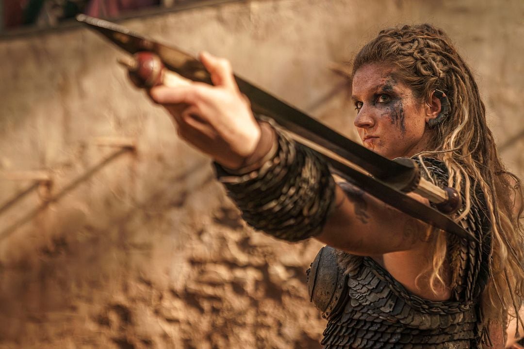 Spartacus: House Of Ashur : Photo Annie Jacqueline Mossman, Tenika Davis