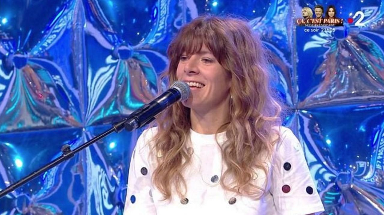 Avant N'oubliez pas les paroles, Magali Ripoll “gagnait beaucoup d'argent”  - TV ACTU by AlloCiné