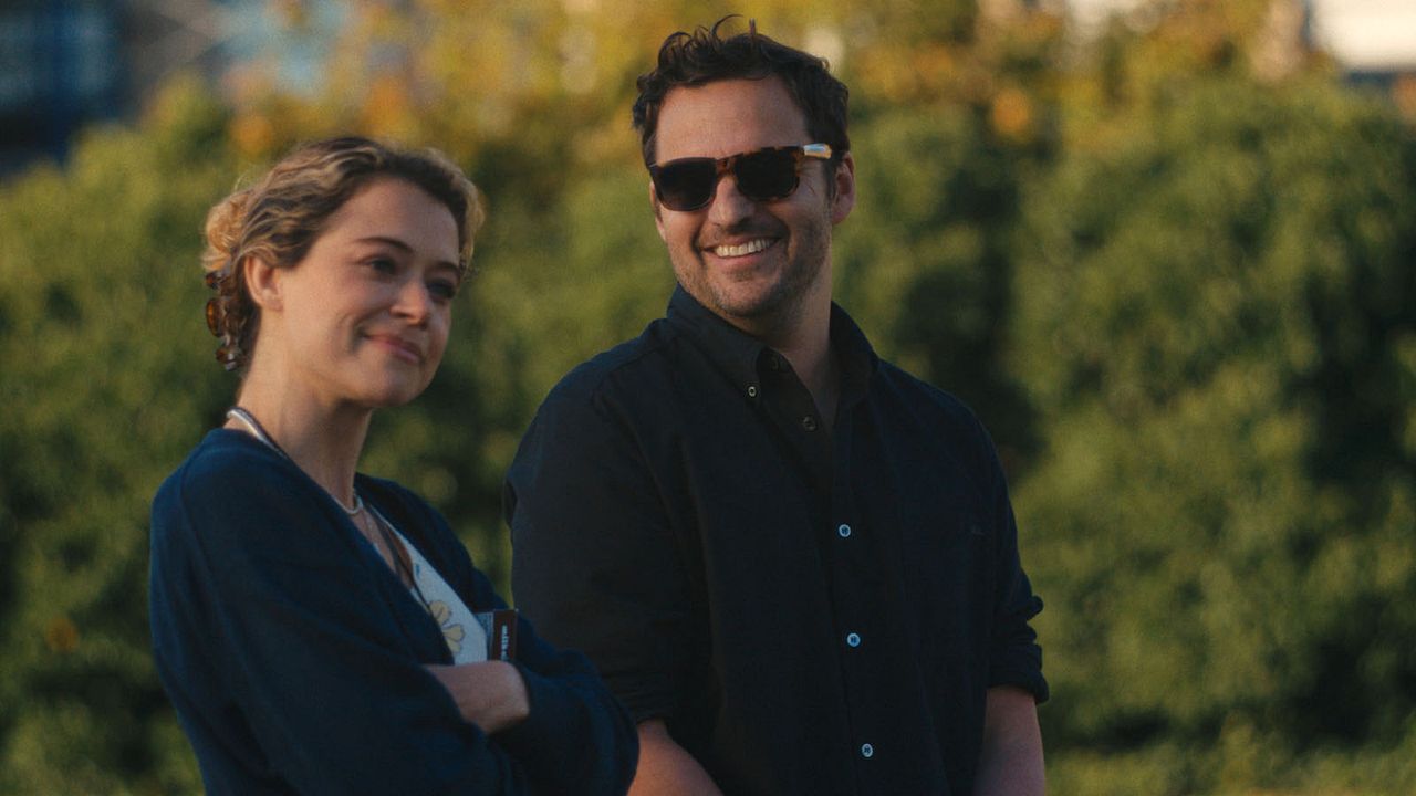 Photo Tatiana Maslany, Jake Johnson