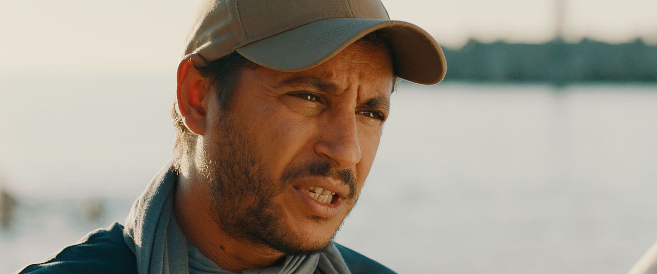 Première ligne : Photo Nabil Asli