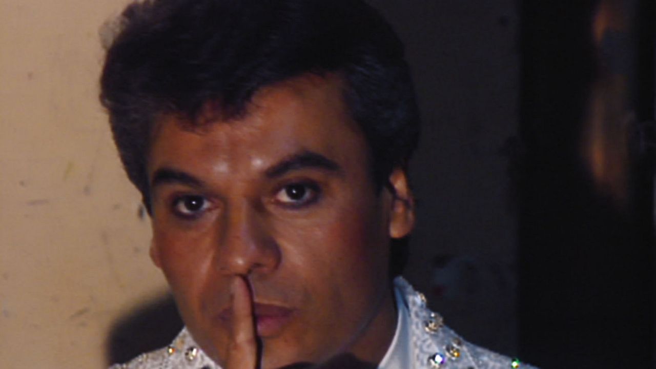 Juan Gabriel: I Must, I Can, I Will : Photo