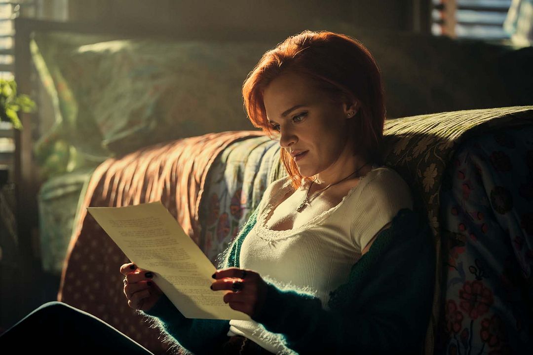 You : Photo Madeline Brewer