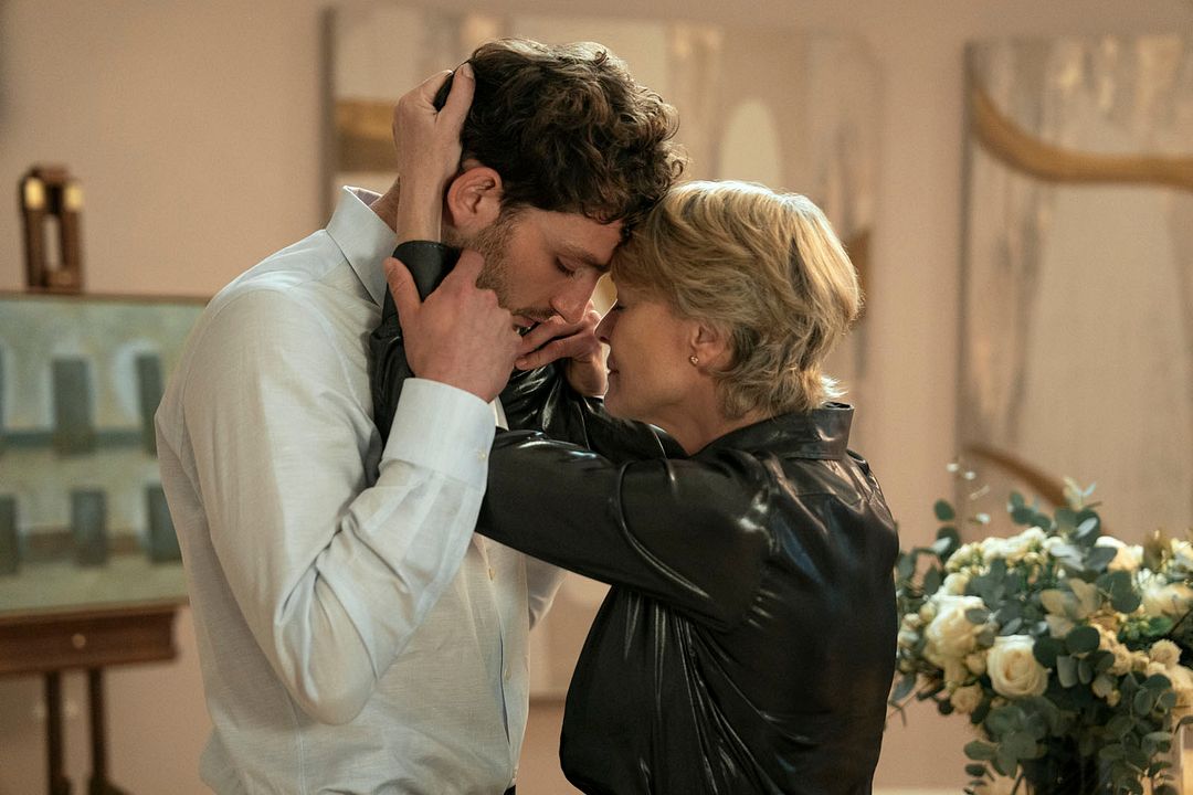 Photo Laurie Davidson, Robin Wright