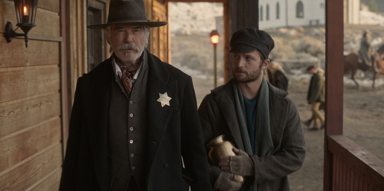 La Dernière Chevauchée : Photo Brandon Lessard, Pierce Brosnan