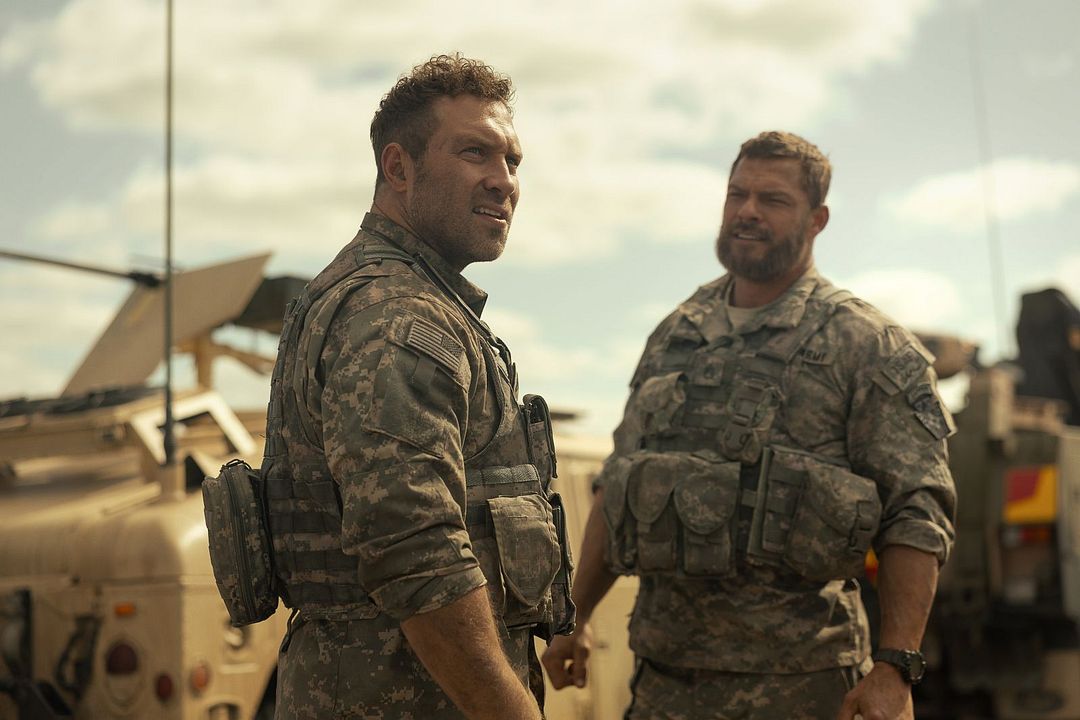 War Machine : Photo Jai Courtney, Alan Ritchson