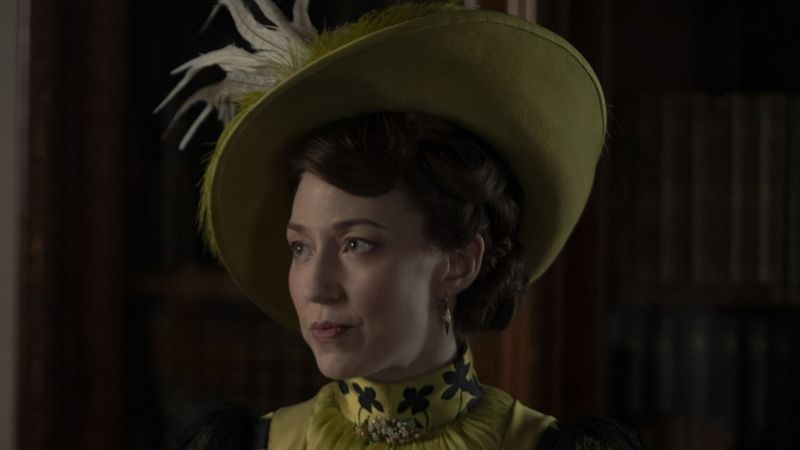 The Gilded Age : Photo Carrie Coon