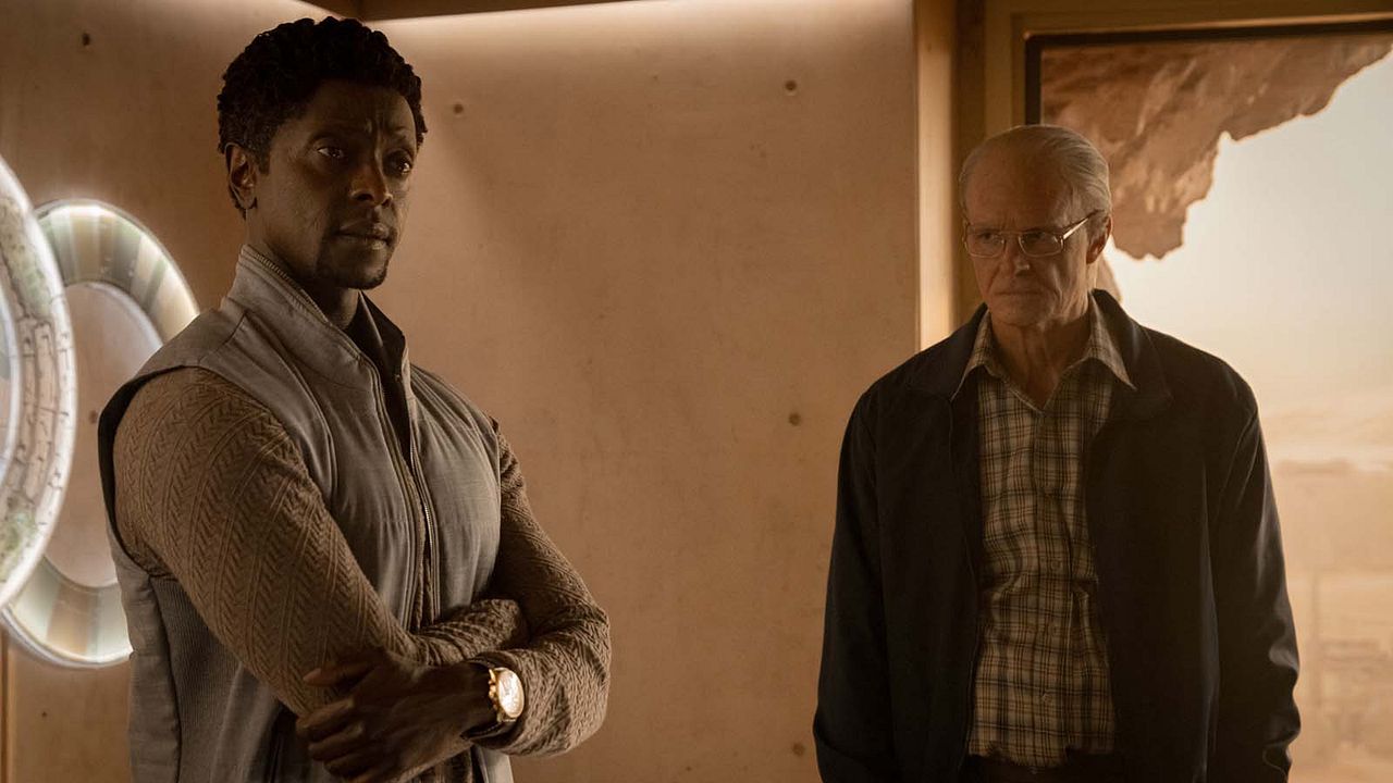 Photo Joel Kinnaman, Edi Gathegi