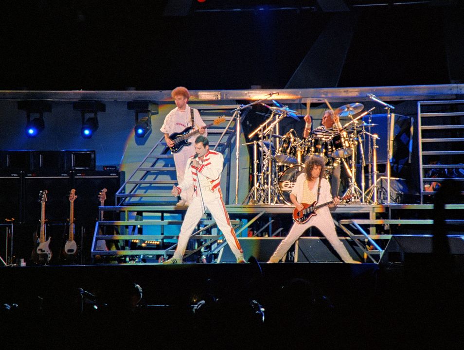 Queen Budapest : Photo Roger Taylor, Freddie Mercury, Brian May, John Deacon, Queen