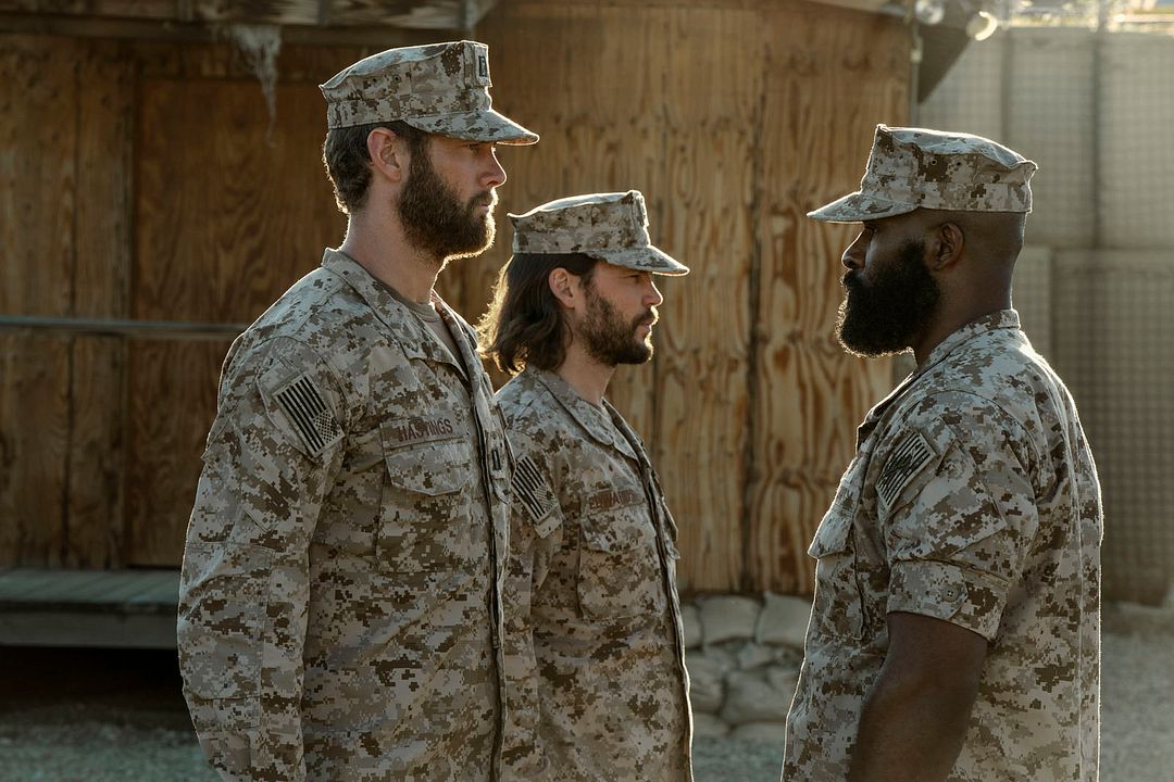 Photo Taylor Kitsch, Tom Hopper, LaMonica Garrett