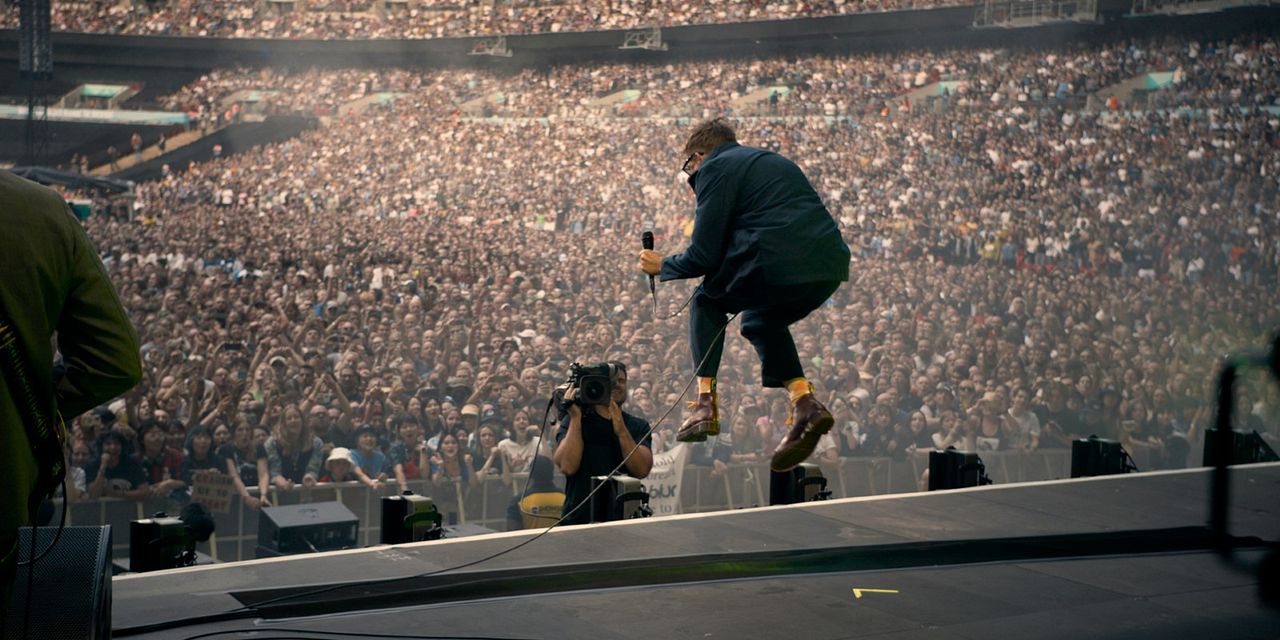 blur: Live At Wembley Stadium : Photo