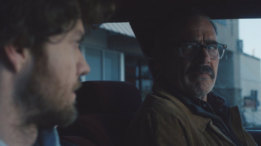Témoin sous tension : Photo Jack Quaid, Jeffrey Dean Morgan